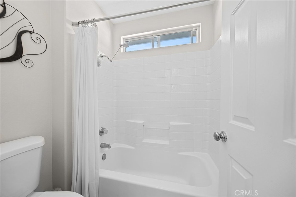 4220 Foxrun Property Photo 31