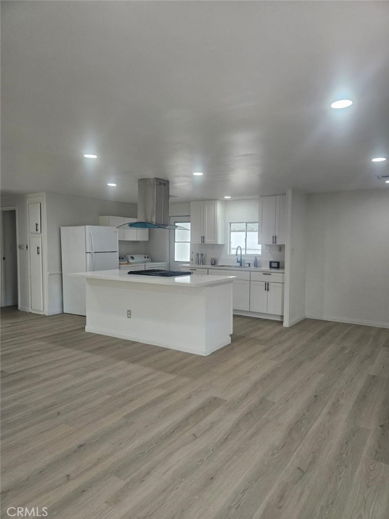 725 Thornton W 97 Property Photo 9