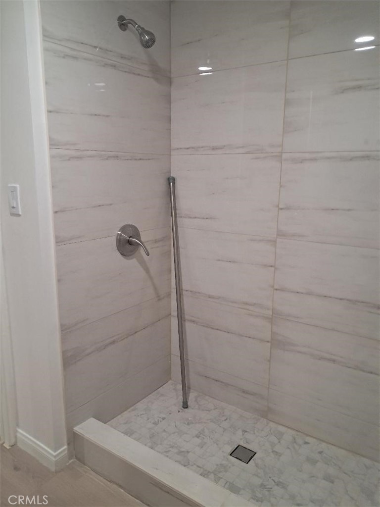 725 Thornton W 97 Property Photo 13