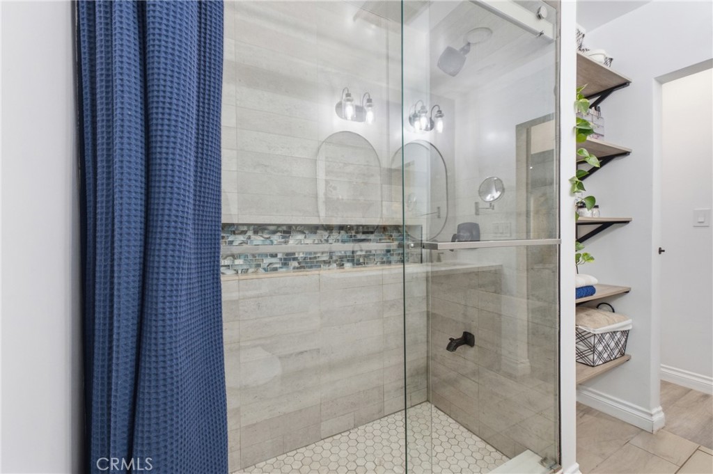 671 W Christie Street Property Photo 12