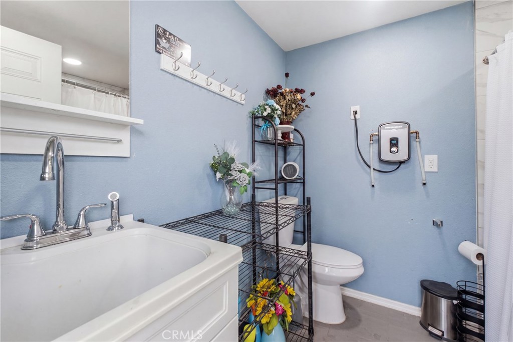 671 W Christie Street Property Photo 24
