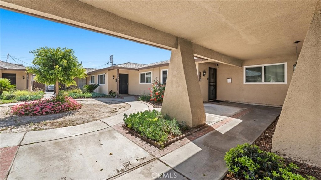 1710 Appleton Way Property Photo 3
