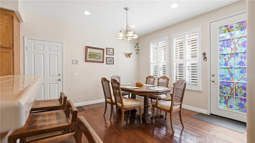 4257 Emerald Property Photo 6