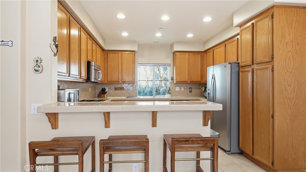 4257 Emerald Property Photo 7