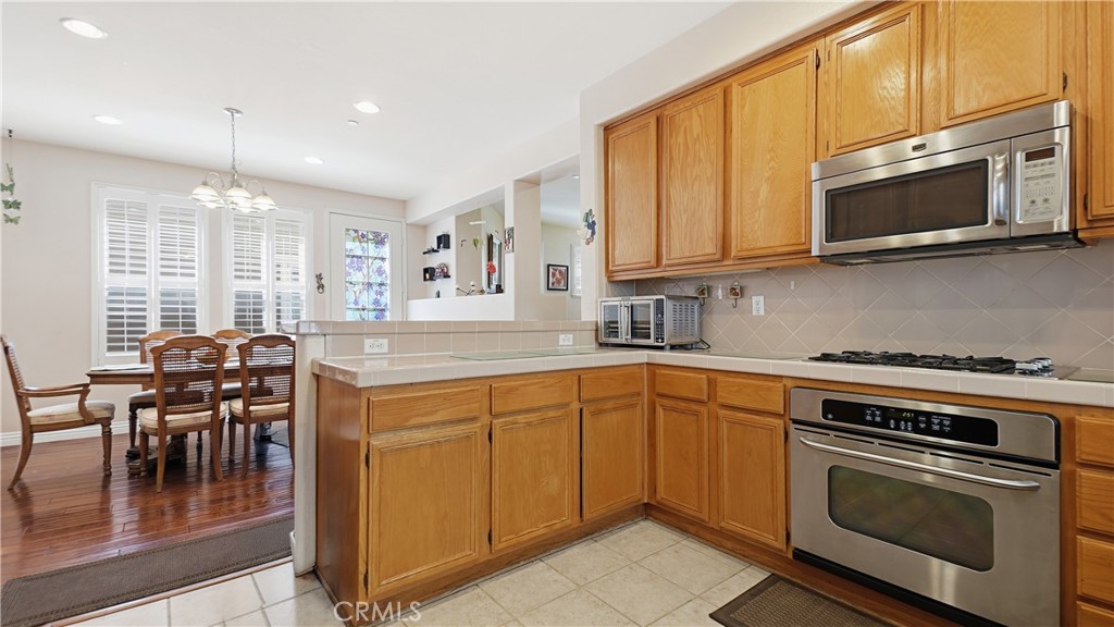 4257 Emerald Property Photo 10