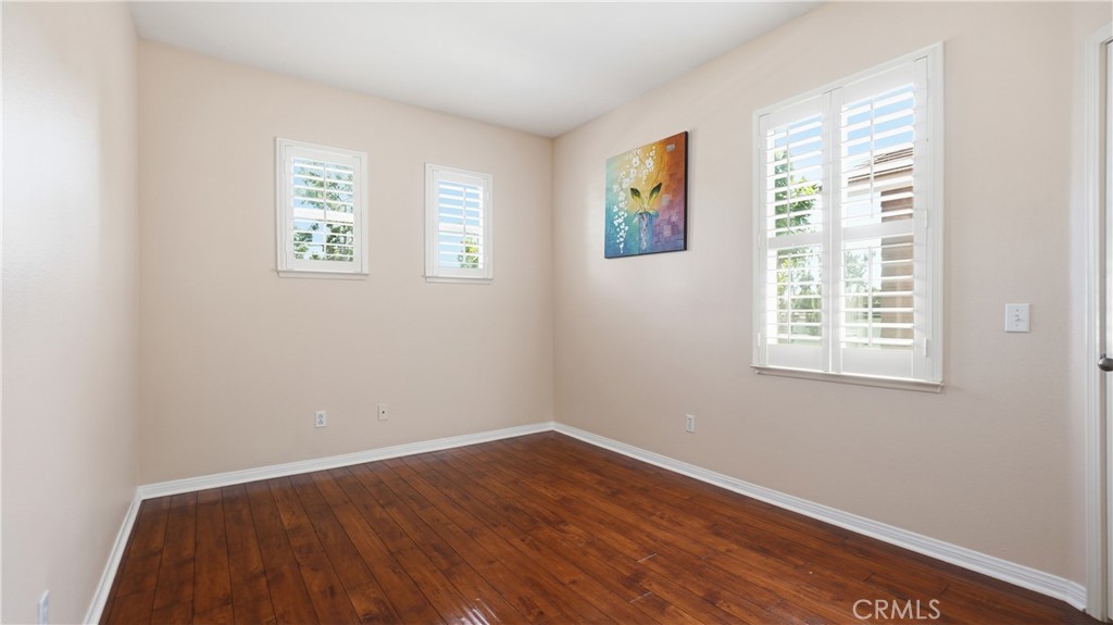 4257 Emerald Property Photo 27