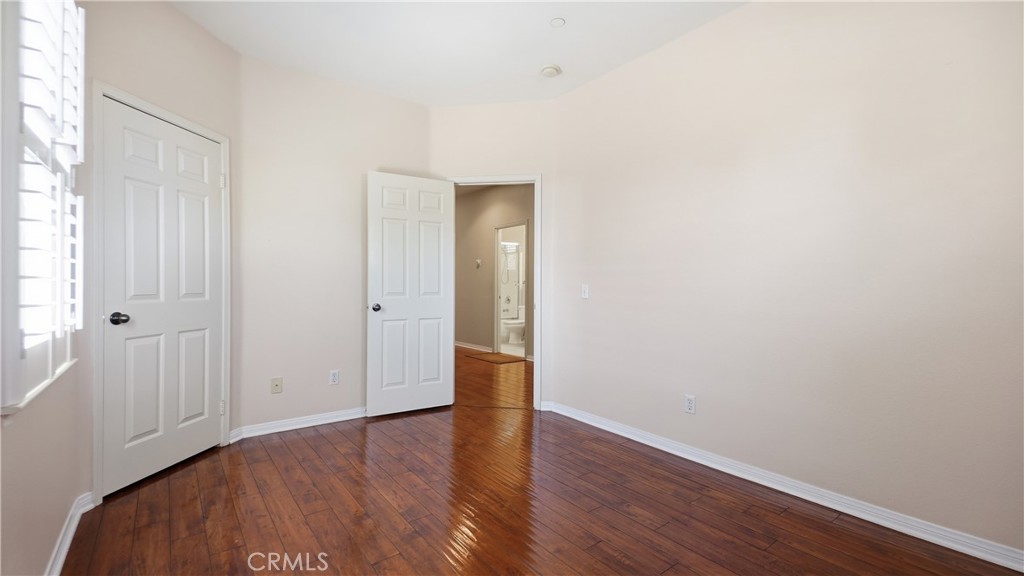 4257 Emerald Property Photo 28