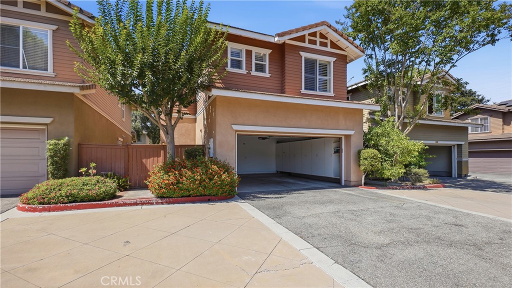 4257 Emerald Property Photo 31
