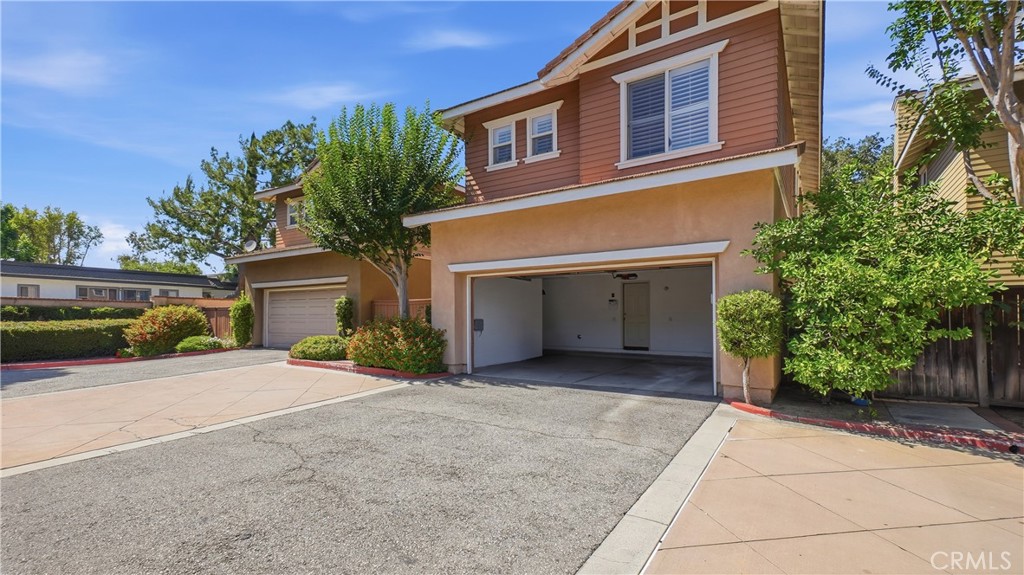 4257 Emerald Property Photo 32