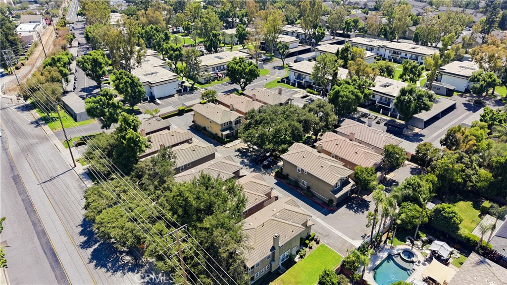4257 Emerald Property Photo 40