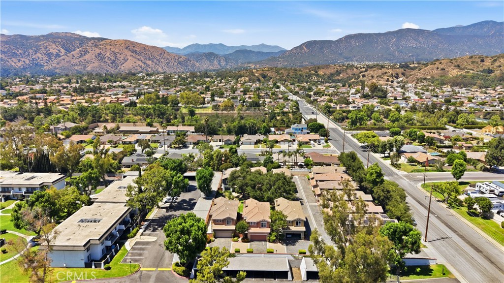 4257 Emerald Property Photo 43