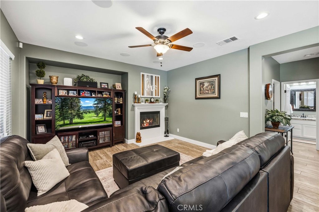 43708 Tahoe Property Photo 17