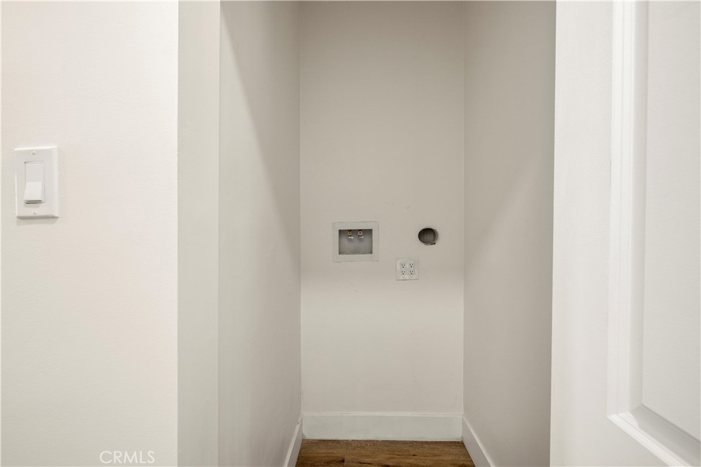 4072 Hillcrest Drive C Property Photo 18