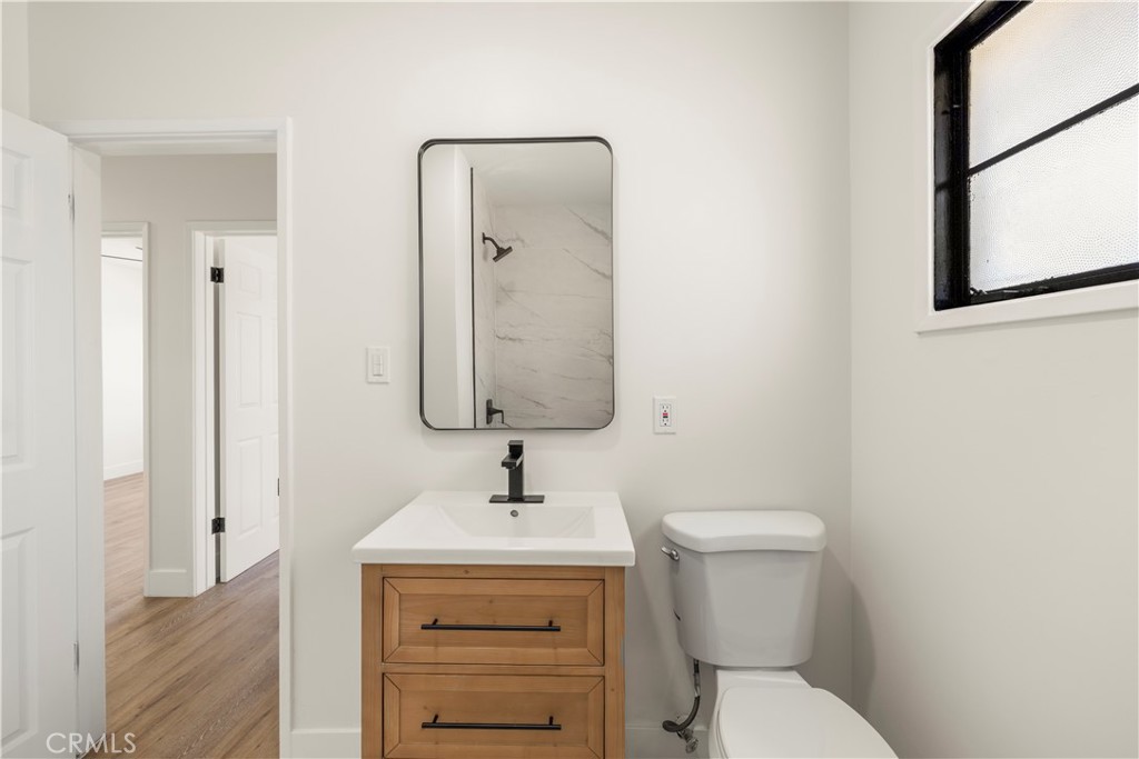 4072 Hillcrest Drive C Property Photo 27