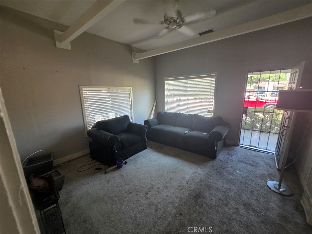 2881 N Golden Property Photo 5