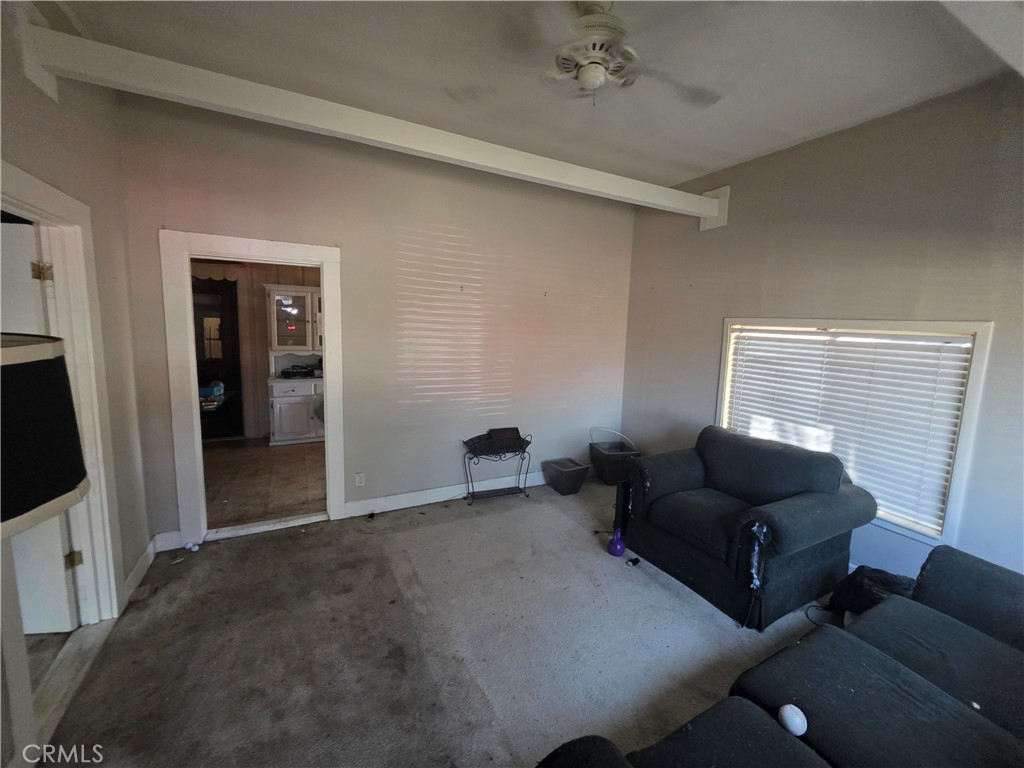 2881 N Golden Property Photo 6