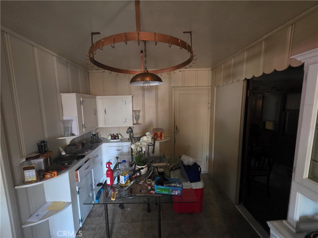 2881 N Golden Property Photo 10