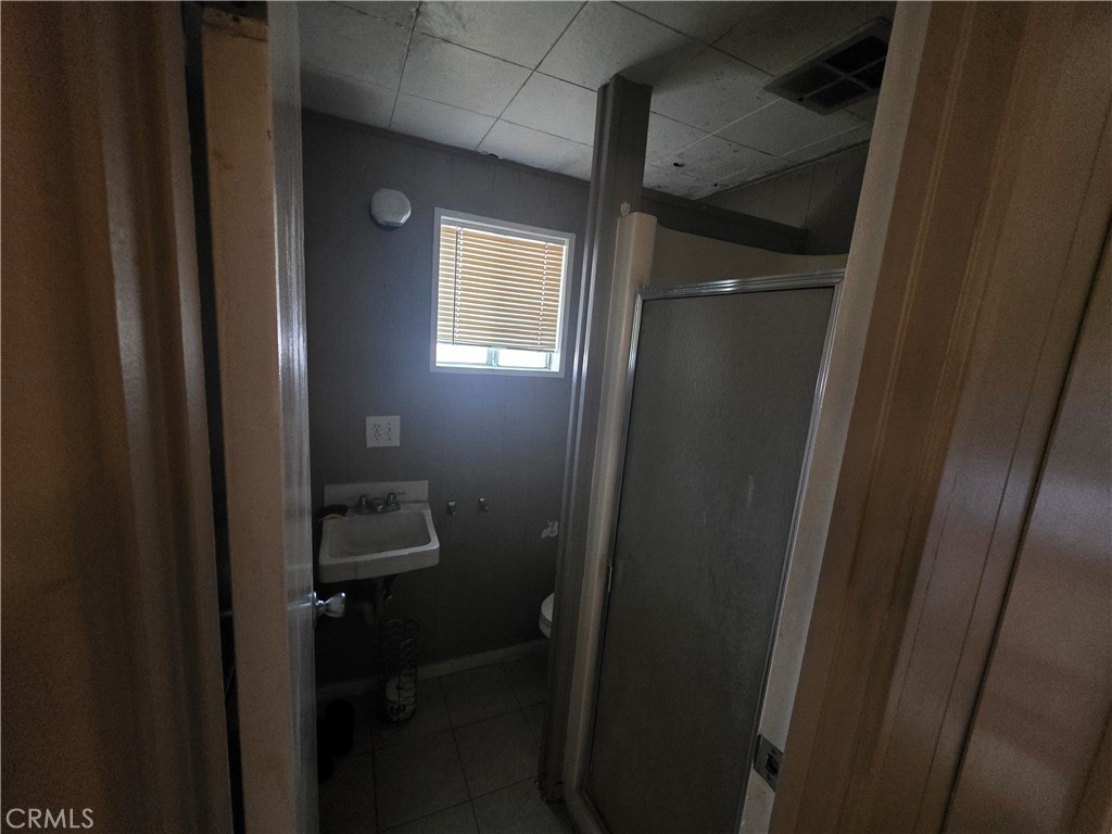 2881 N Golden Property Photo 12
