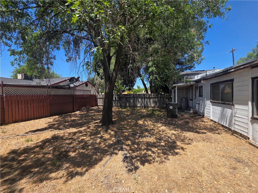 2881 N Golden Property Photo 13