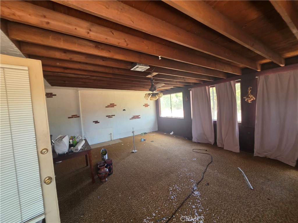 2881 N Golden Property Photo 14