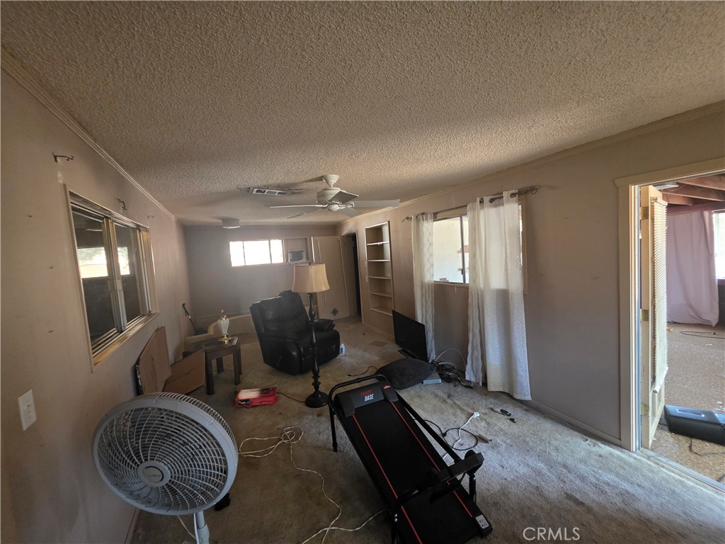 2881 N Golden Property Photo 15