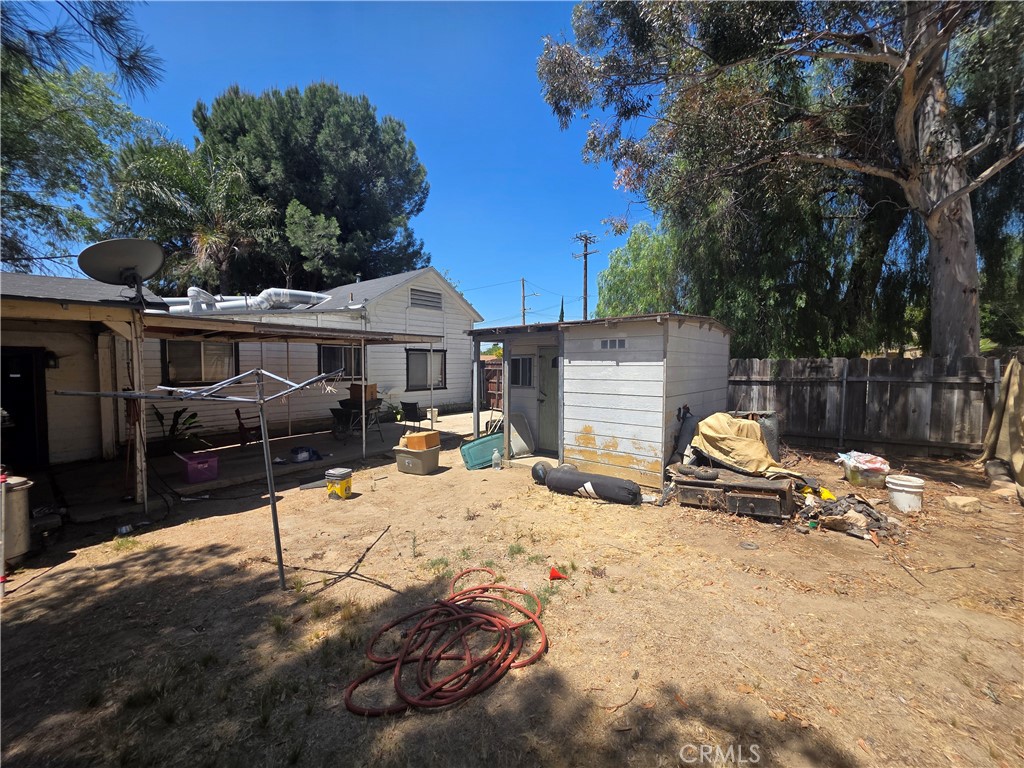 2881 N Golden Property Photo 20