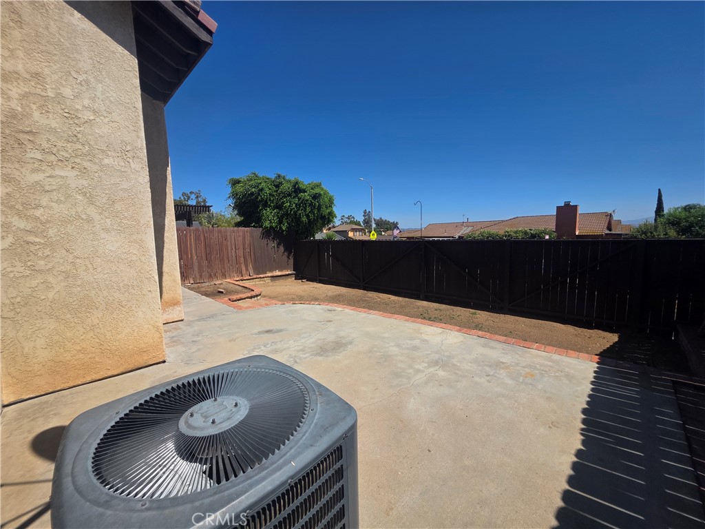 7800 Reagan Property Photo 17