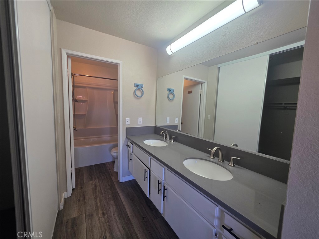 7800 Reagan Property Photo 32