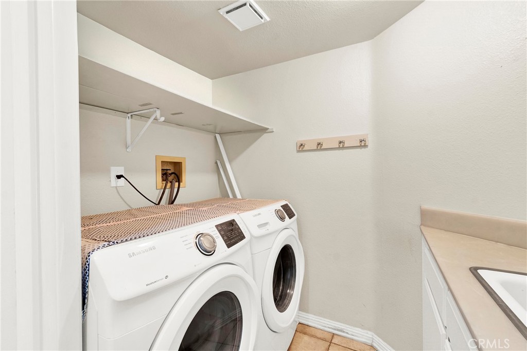 13047 San Carlos Court Property Photo 10