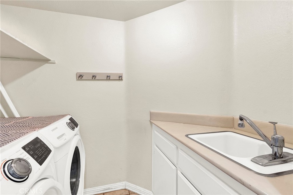 13047 San Carlos Court Property Photo 11