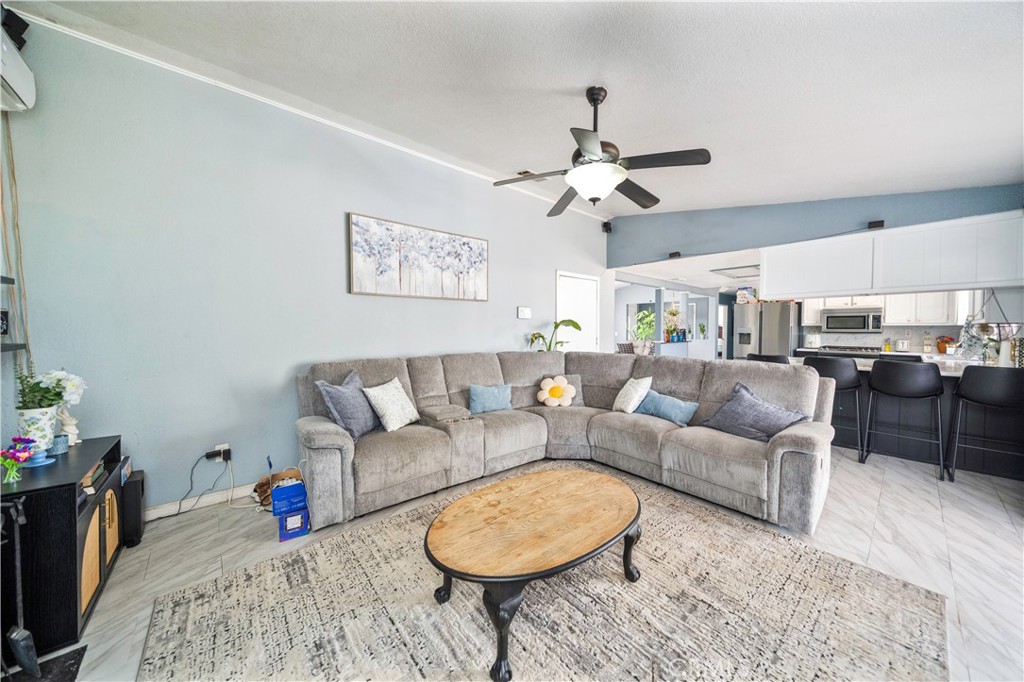 16634 Lemon Property Photo 6