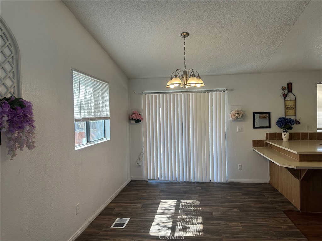 9888 Forest Ct Property Photo 9