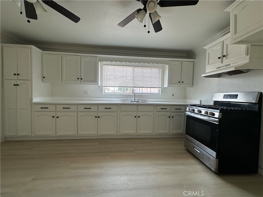 3822 Tampico Property Photo 3