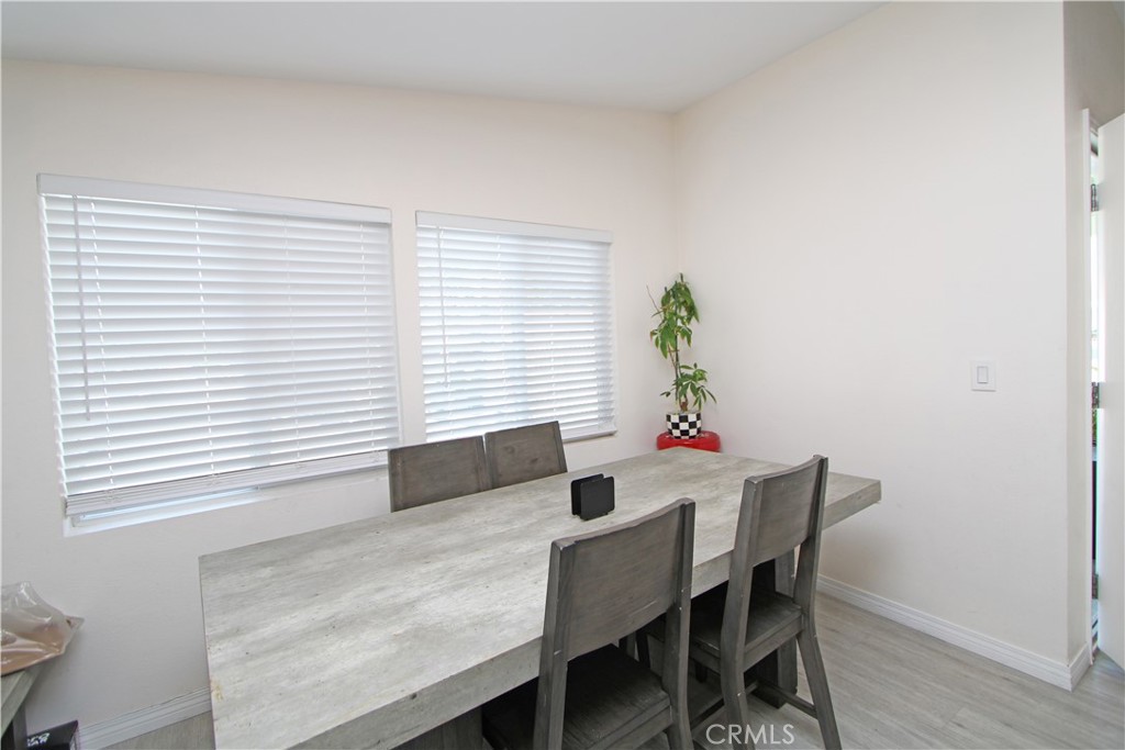 1461 W Mission Boulevard 106 Property Photo 7