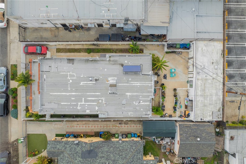 4019 S Van Ness Avenue Property Photo 26