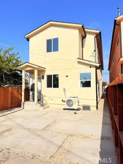 11108 S Avalon Property Photo 3