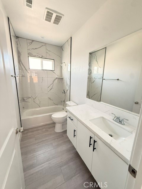 11108 S Avalon Property Photo 12