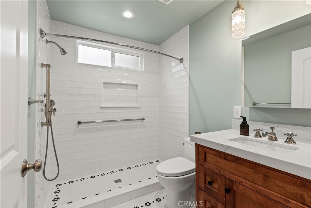 1096 Canyon View Drive Property Photo 20