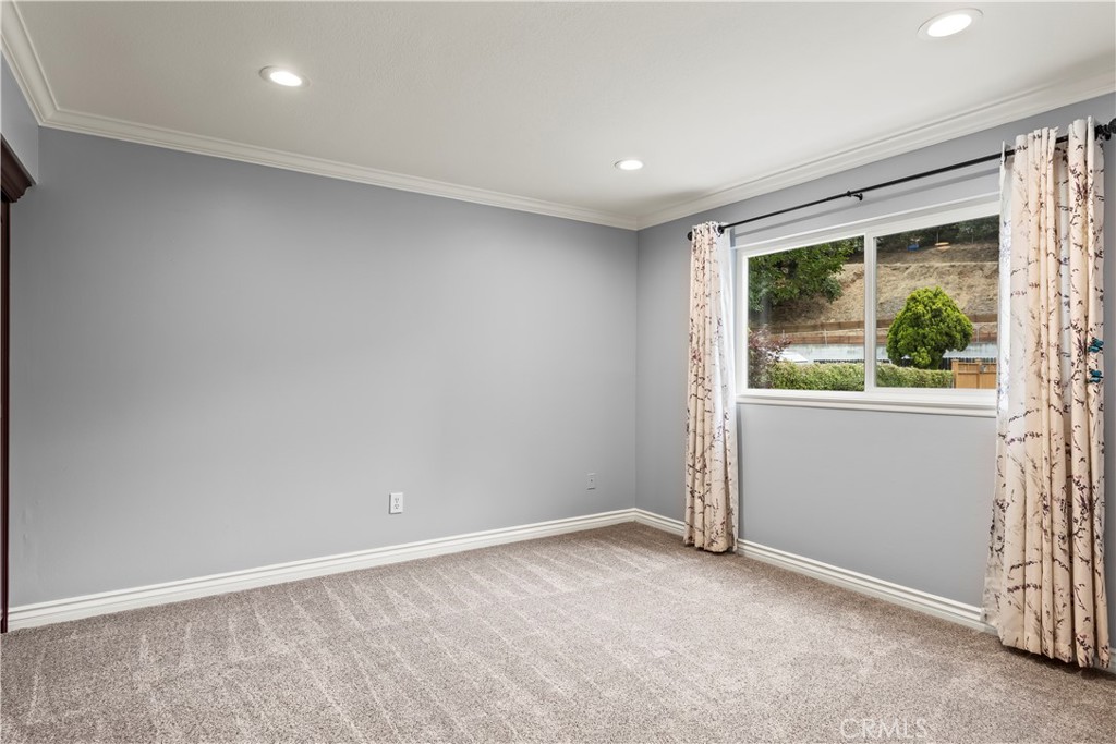 1096 Canyon View Drive Property Photo 25