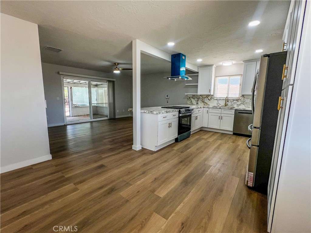 36370 Fern Property Photo 5