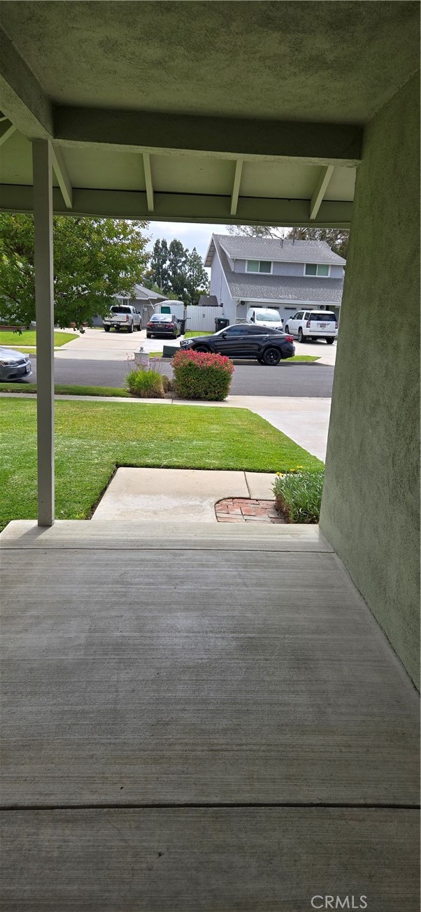 15010 Sandalwood Lane Property Photo 5
