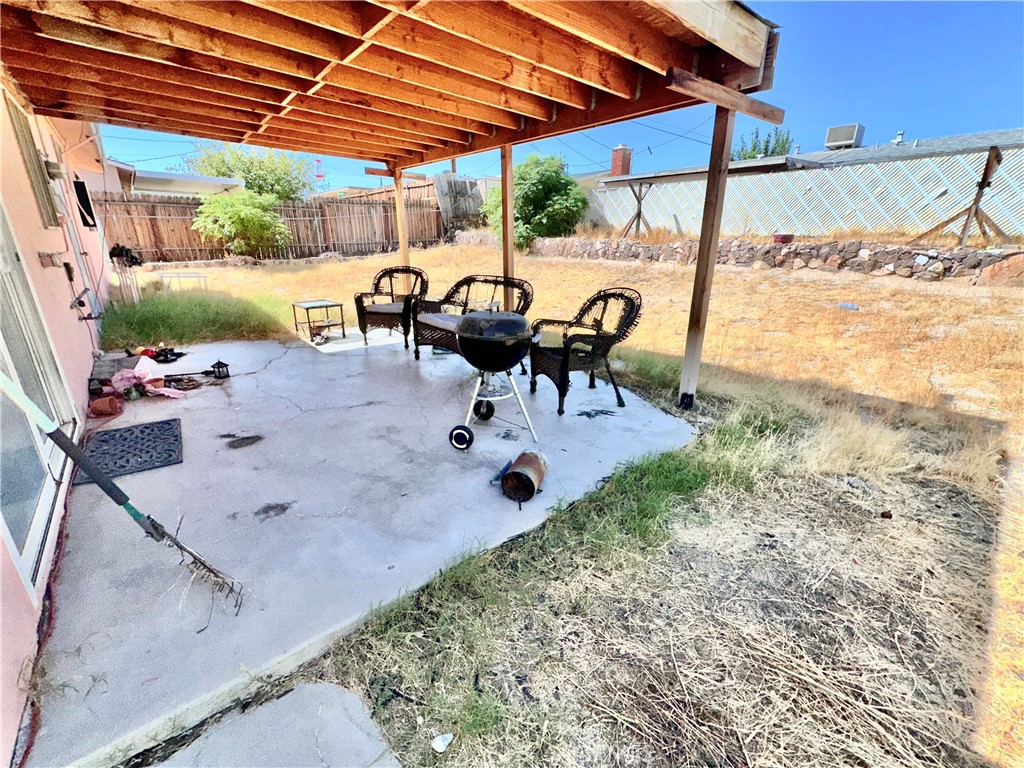 308 Ute Property Photo 33