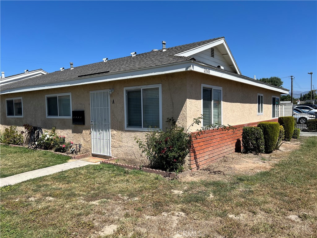 12948 Yorba Avenue A Property Photo 15