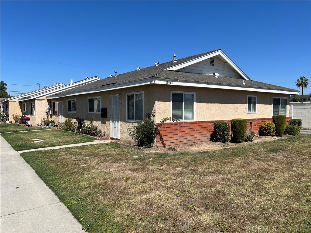 12948 Yorba Avenue A Property Photo 16