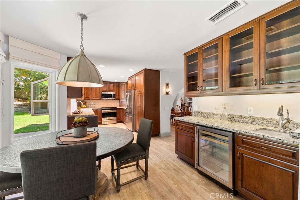 5717 Shire Court Property Photo 19