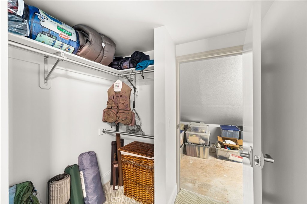 5717 Shire Court Property Photo 29