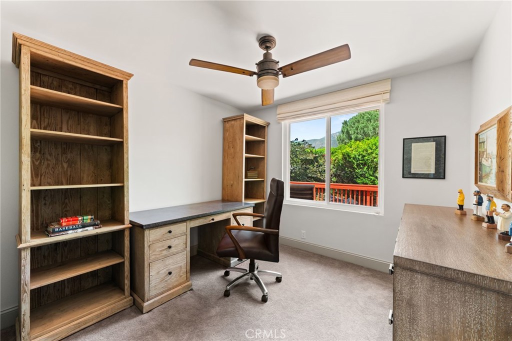 5717 Shire Court Property Photo 34