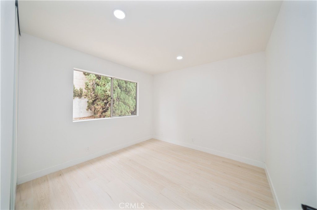 1363 Custoza Avenue Property Photo 24