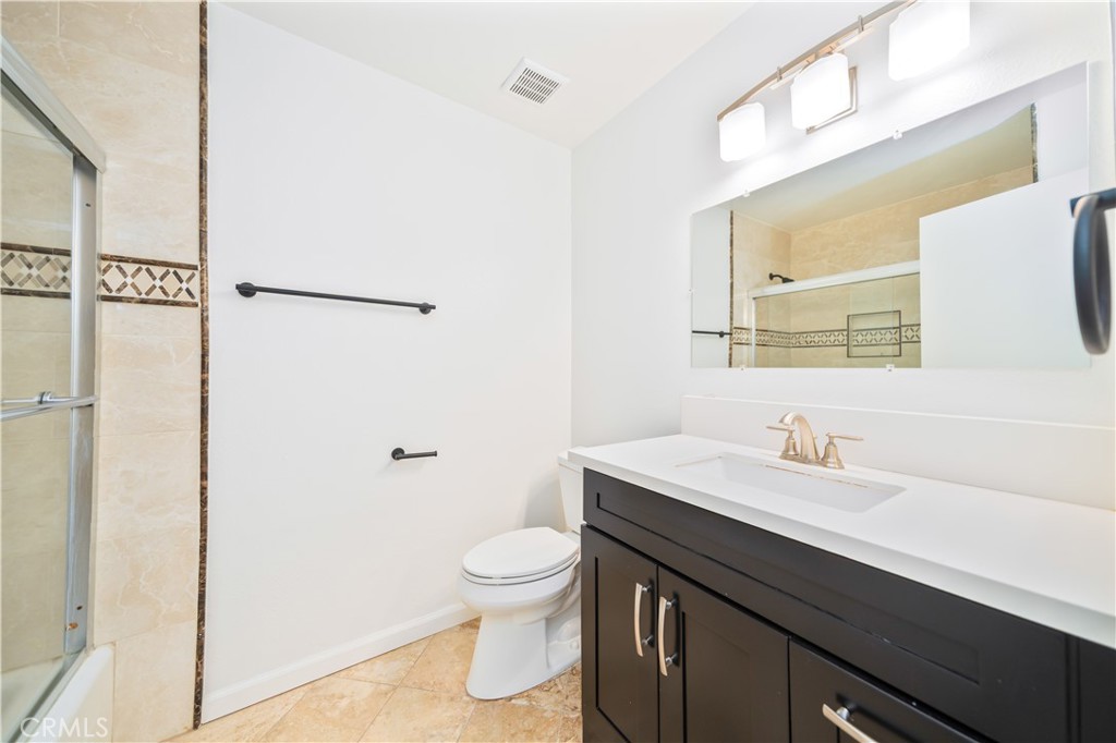 1363 Custoza Avenue Property Photo 28