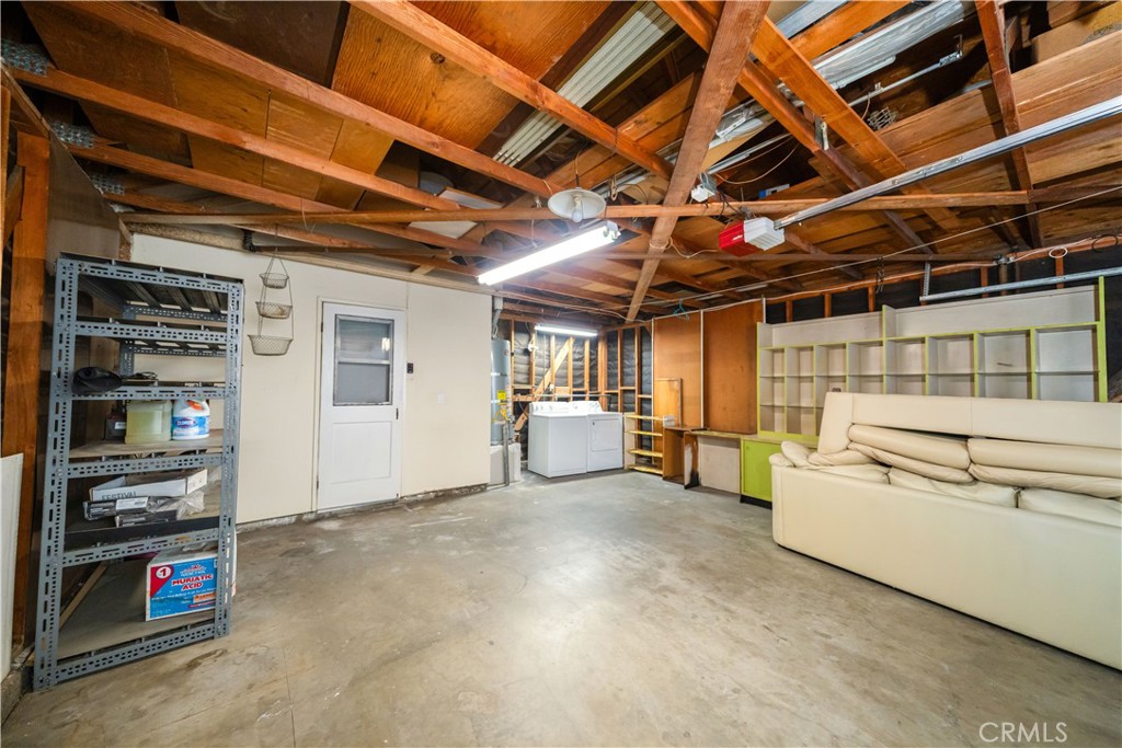 1363 Custoza Avenue Property Photo 30